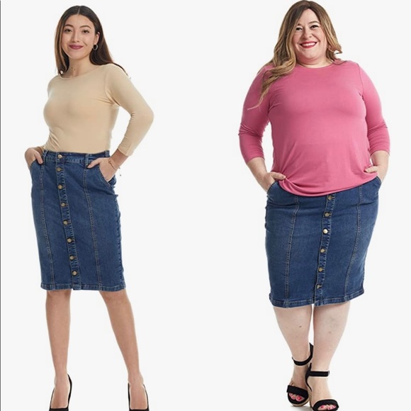 DOWNEAST | Plus Size Jean Skirt with Buttons 2X - Picture 2 of 5